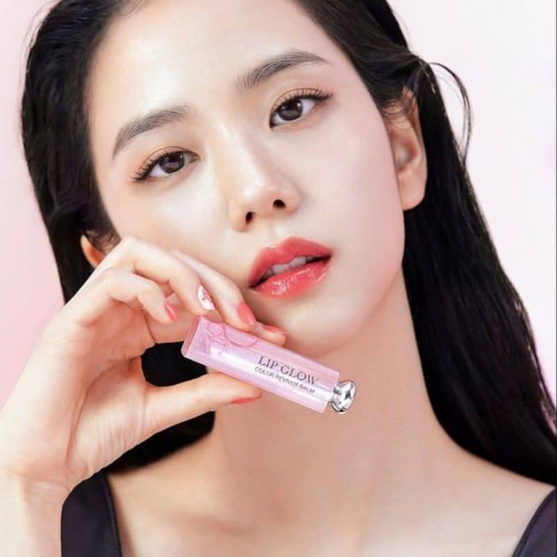 Son Dưỡng Dior Chính Hãng – Lựa Chọn Hoàn Hảo Cho Môi Nhạy Cảm 4 24.10 thegioiskinfood cach chon son duong dior phu hop voi ban 1